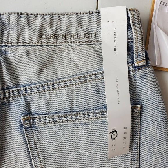 CC - Current Elliott Mini Denim Jean Women 24 Light Wash Blue Raw Hem Frayed NWT - Picture 3 of 8
